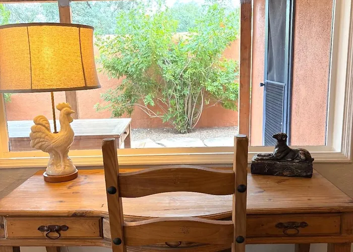 Laguna - Spacious 3br 1ba Private Pool Oasis Near Uofa *
