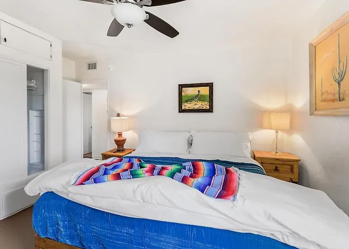 Сasa de vacaciones Laguna - Spacious 3br 1ba Private Pool Oasis Near Uofa *